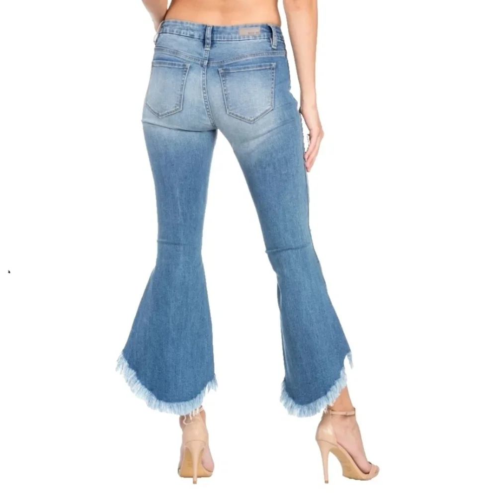 Miss Me Womens |29| Mid Rise M2207CF Crop Flare Fray Jeans